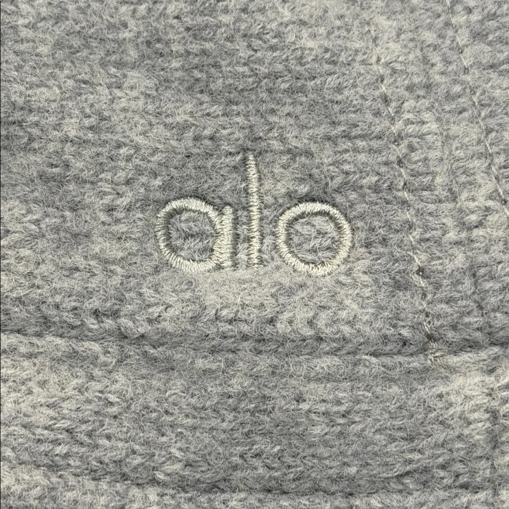 ALO YOGA | ✨NEW✨ Merino Wool Bucket Hat in Hazy Heather Grey